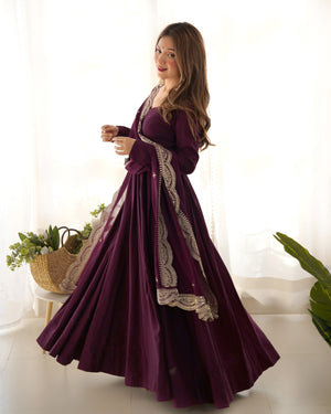 Roman Chanderi Silk Embroidered Anarkali Set – Wine