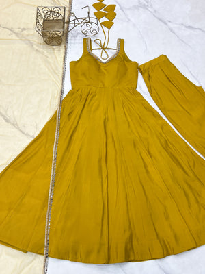 Roman Chanderi Silk Embroidered Anarkali Set – Yellow