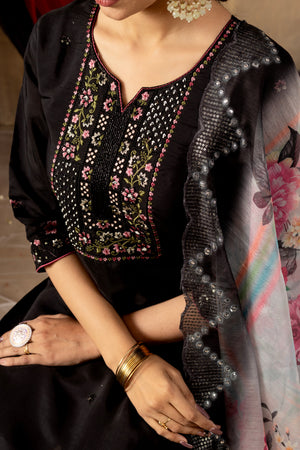 Roman Silk Embroidered Straight Kurti Set – Black