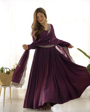 Roman Chanderi Silk Embroidered Anarkali Set – Wine