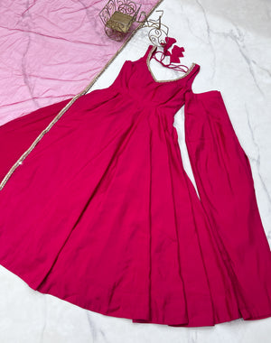 Roman Chanderi Silk Embroidered Anarkali Set – Rani Pink