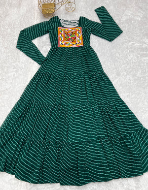 Georgette Printed Gown Set – Green