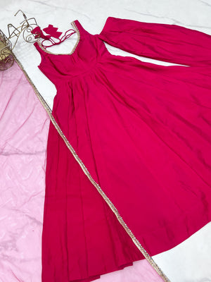 Roman Chanderi Silk Embroidered Anarkali Set – Rani Pink