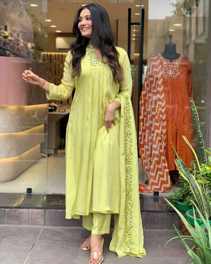 Viscose Chinon Embroidered Kurta Pant Dupatta Set – Lime Green