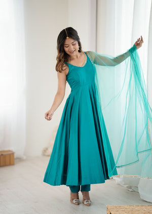 Roman Chanderi Silk Embroidered Anarkali Set – Blue