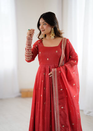 Crunchy Silk Embroidered Gown Set – Rust
