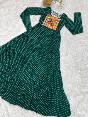 Georgette Printed Gown Set – Green