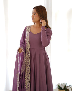 Roman Chanderi Silk Embroidered Anarkali Set – Mauve