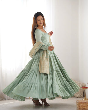 Roman Chanderi Silk Embroidered Anarkali Set – Sea Green