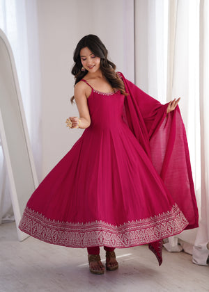 Roman Chanderi Silk Embroidered Anarkali Set – Rani Pink