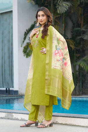 Viscose Silk Embroidered Straight Kurti Set – Parrot Green