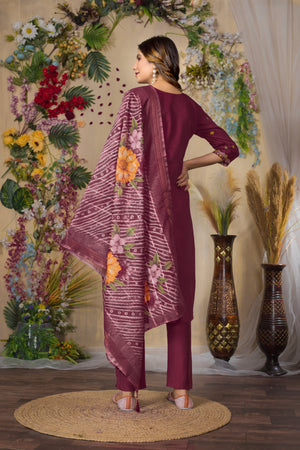 Roman Silk Embroidered Straight Kurti Set – Cerise