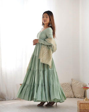 Roman Chanderi Silk Embroidered Anarkali Set – Sea Green