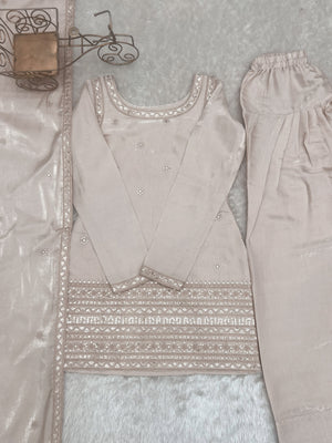 Glass Roman Silk Embroidered Kurta-Farshi Set – Ivory