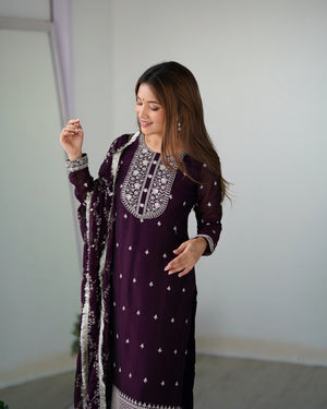 Rangoli Silk Embroidered Straight Kurta Set – Wine