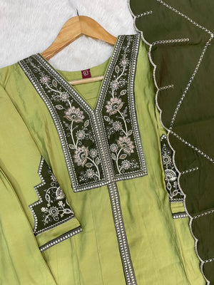 Roman Silk Embroidered Anarkali Kurti Set – Pista
