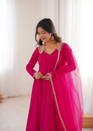 Roman Chanderi Silk Embroidered Anarkali Set – Dark Pink