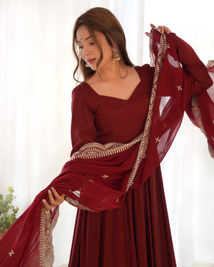 Roman Chanderi Silk Embroidered Anarkali Set – Maroon