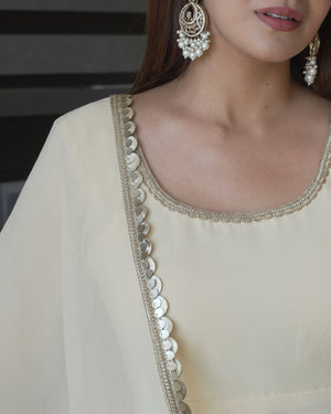 Georgette Embroidered Kurta Pant Dupatta Set – Ivory