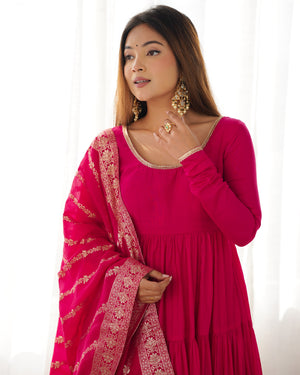 Roman Chanderi Silk Embroidered Anarkali Set – Red