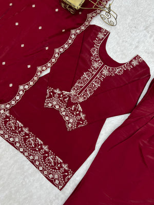 Glass Roman Silk Embroidered Kurta-Farshi Set – Maroon