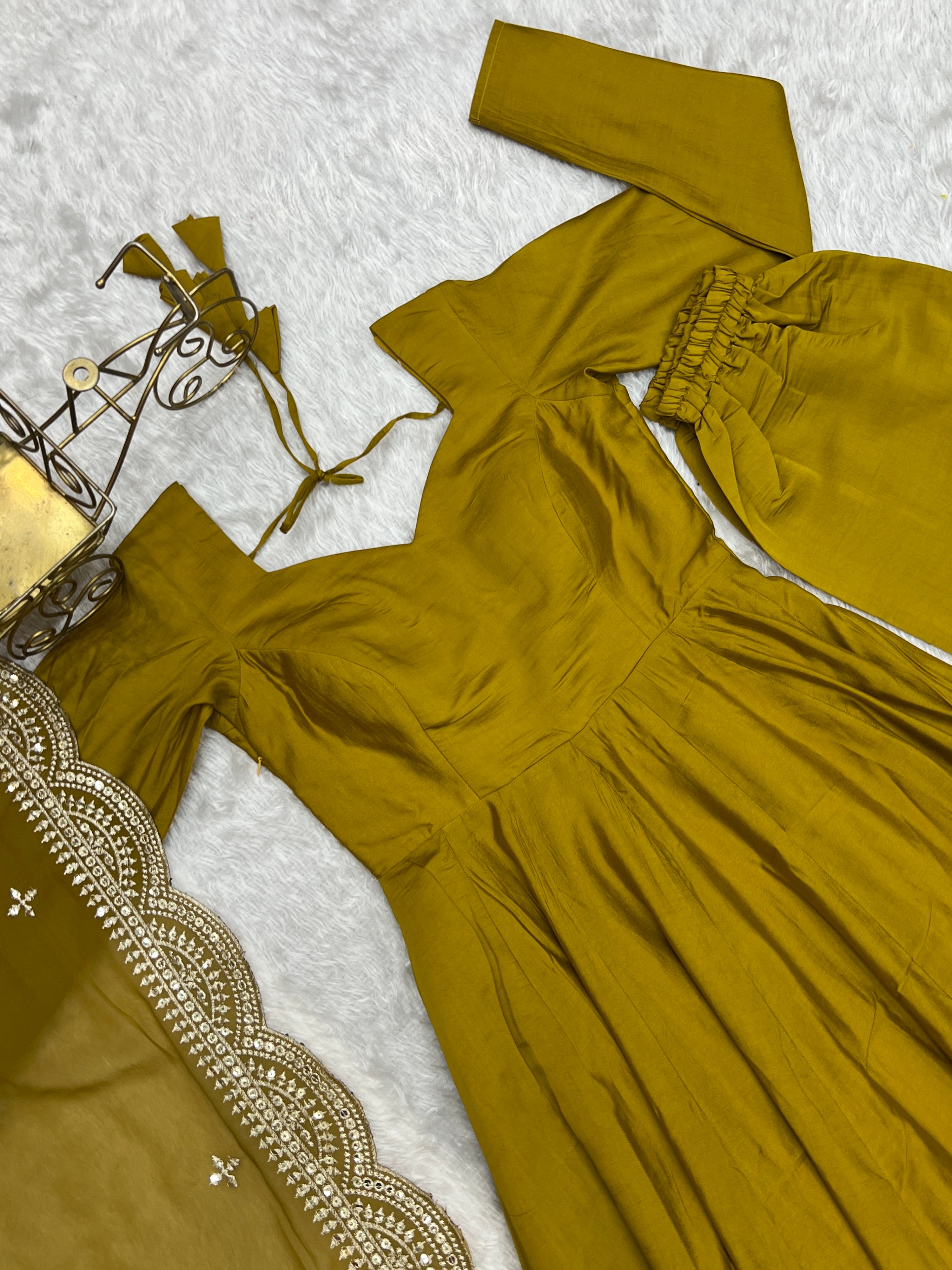 Roman Chanderi Silk Embroidered Anarkali Set – Musterd