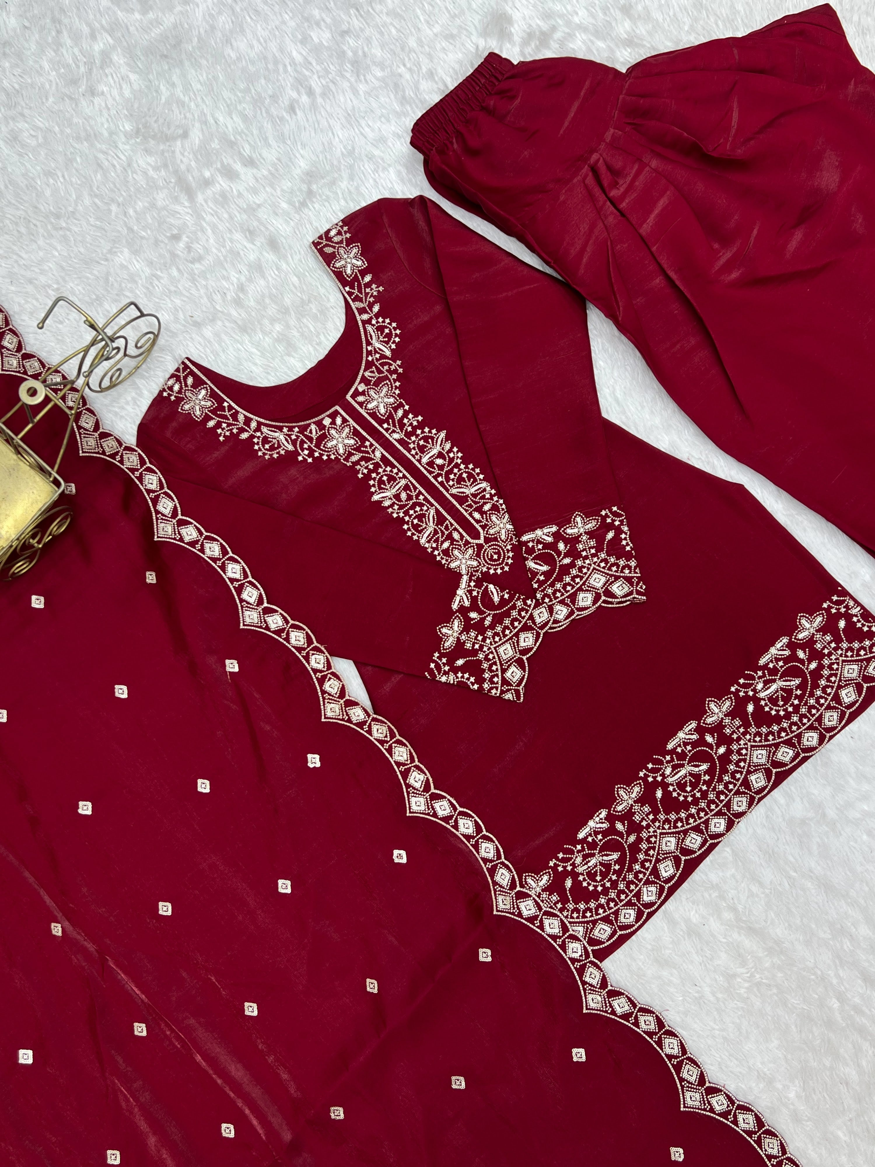 Glass Roman Silk Embroidered Kurta-Farshi Set – Maroon