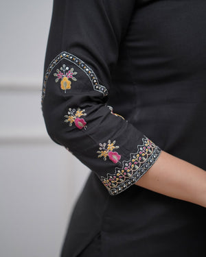 Viscose Silk Embroidered Kurta Pant Dupatta Set – Black