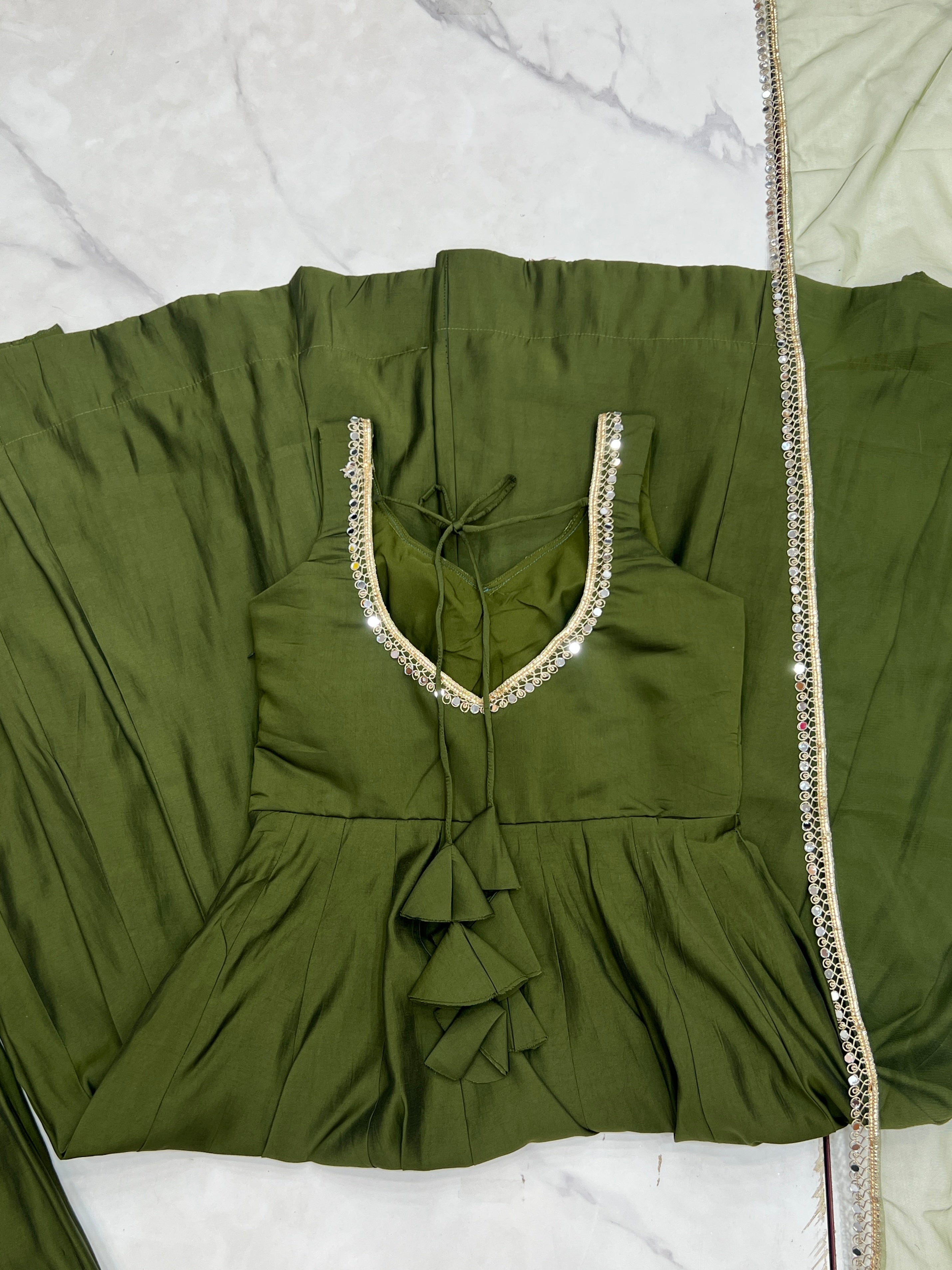 Roman Chanderi Silk Embroidered Anarkali Set – Mehndi