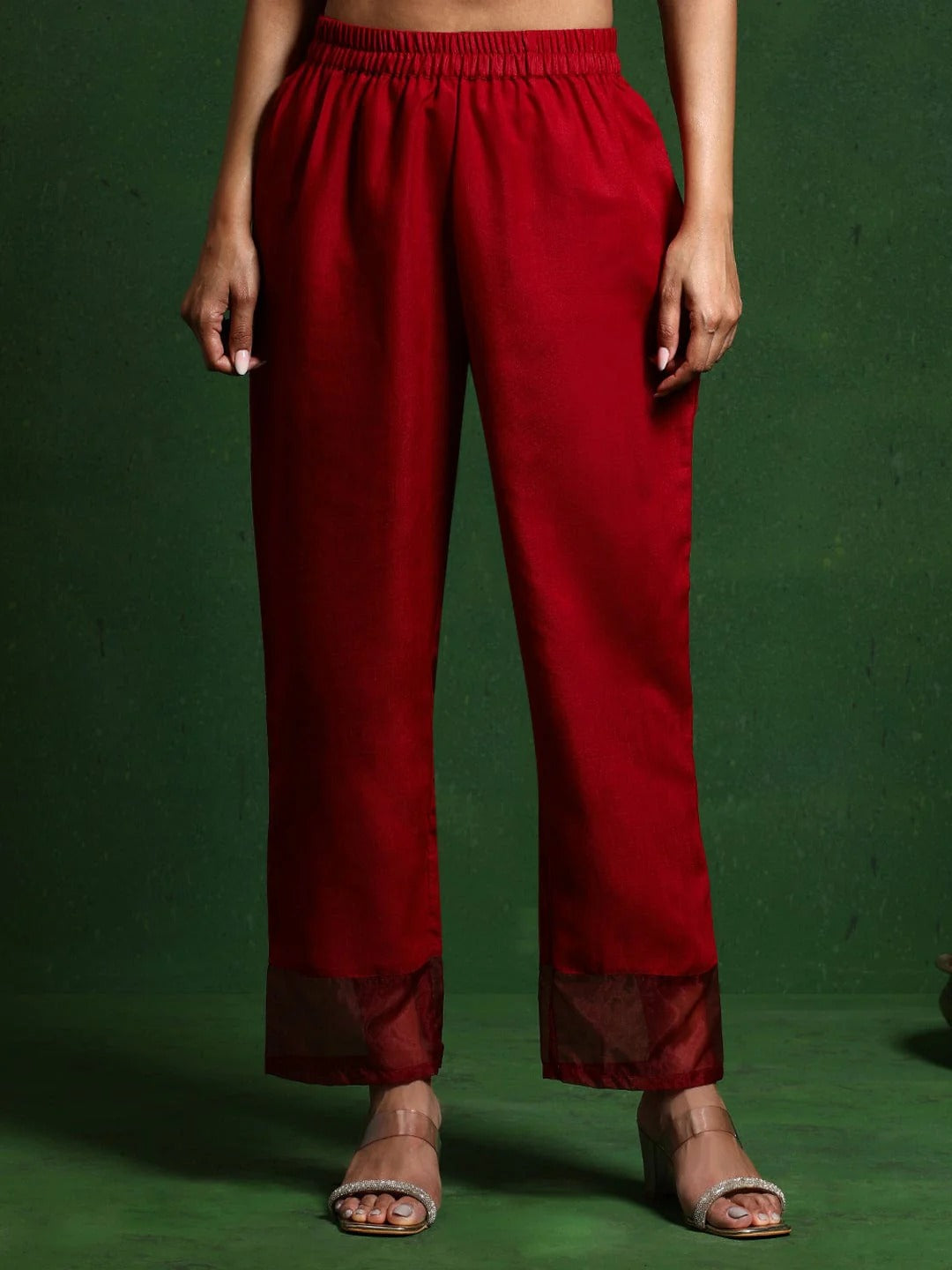 Pv Chanderi Embroidered Kurta Pant Dupatta Set – Red