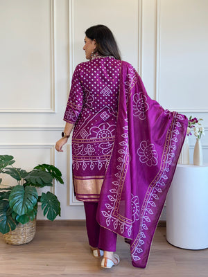 Viscose Embroidered Kurta Pant Dupatta Set – Purple