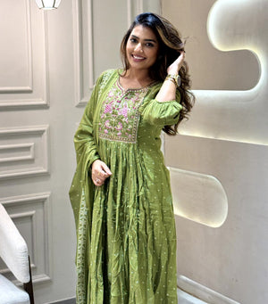 Cotton Embroidered Kurta Pant Dupatta Set – Mehndi Green