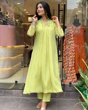 Viscose Chinon Embroidered Kurta Pant Dupatta Set – Lime Green