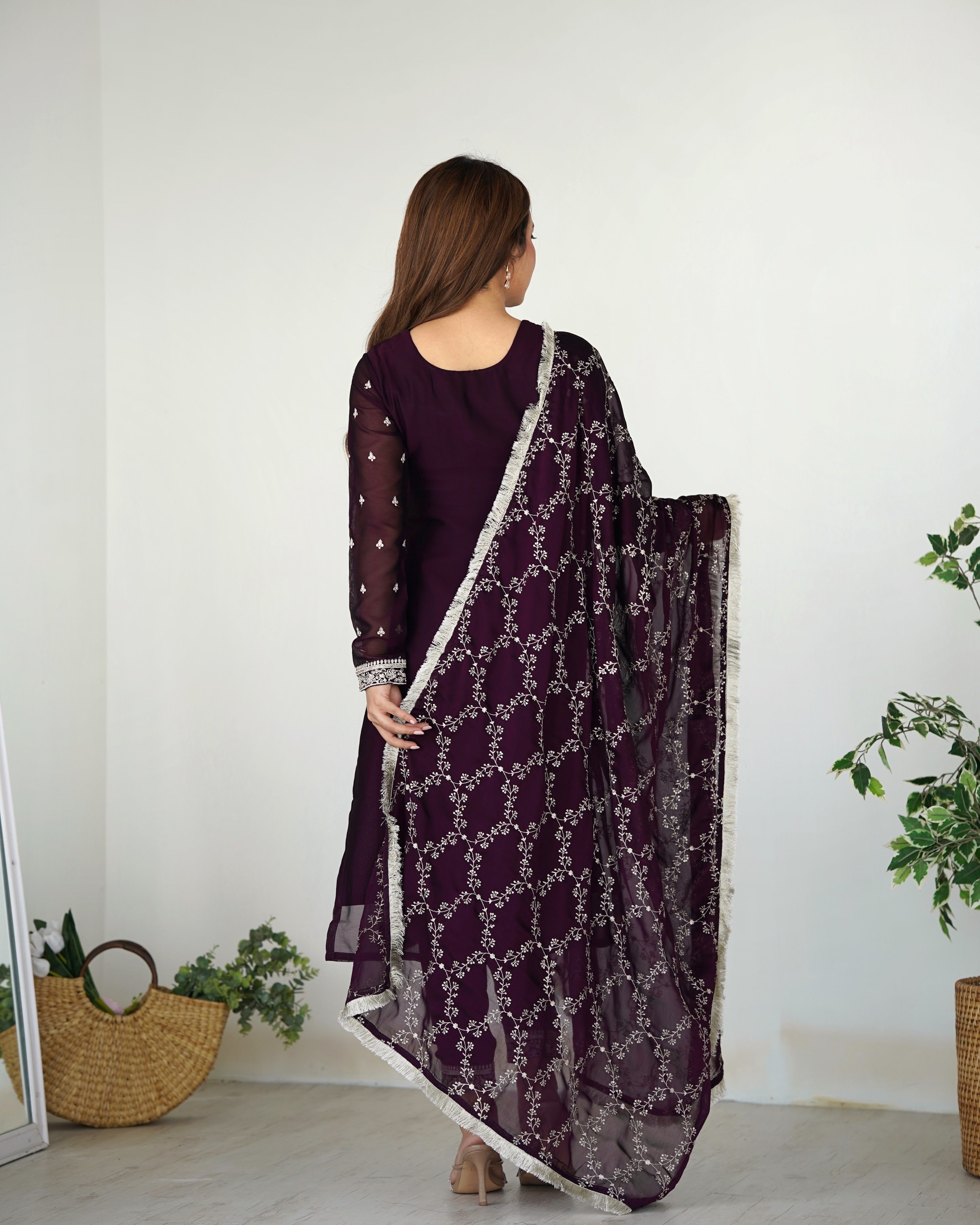 Rangoli Silk Embroidered Straight Kurta Set – Wine