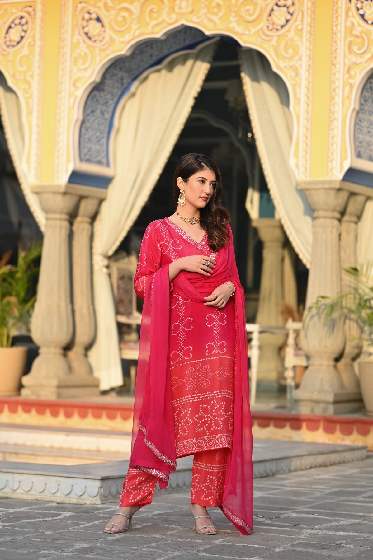 Chinon Silk Printed Kurta Pant Dupatta Set – Peach