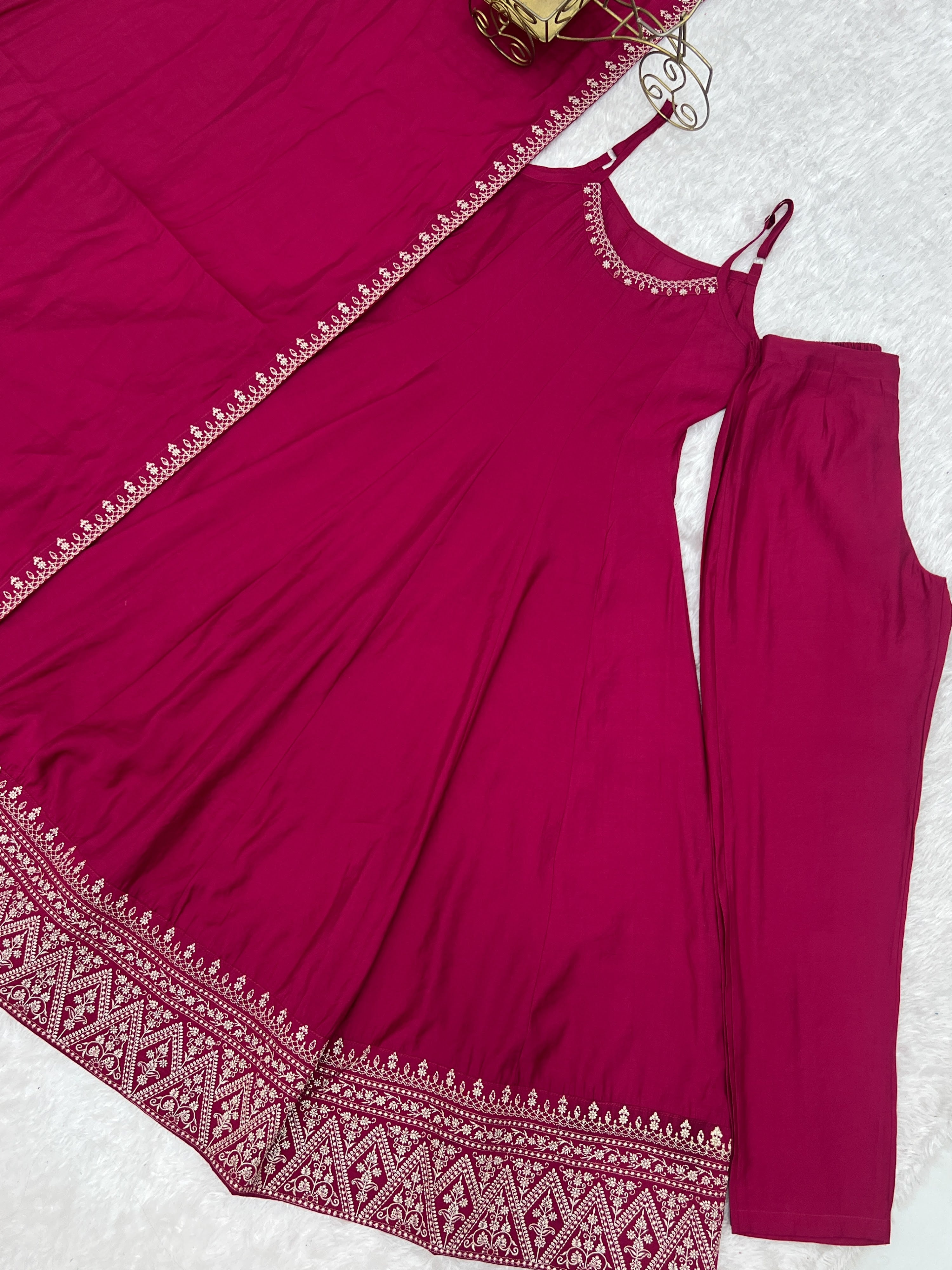 Roman Chanderi Silk Embroidered Anarkali Set – Rani Pink