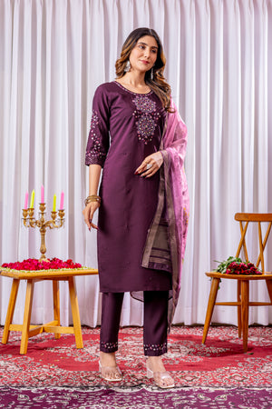 Viscose Silk Embroidered Straight Kurti Set – Wine