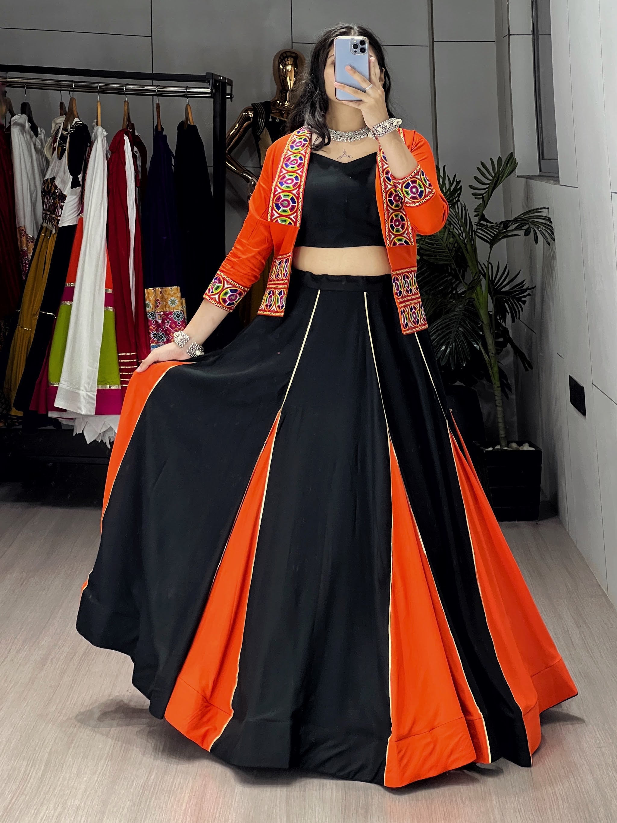 Black Orange Koti