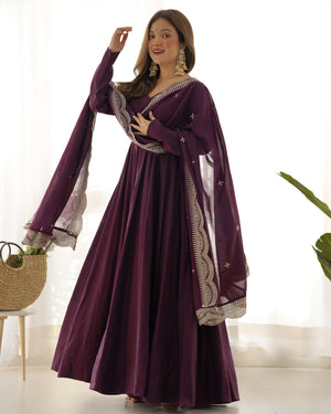Roman Chanderi Silk Embroidered Anarkali Set – Wine