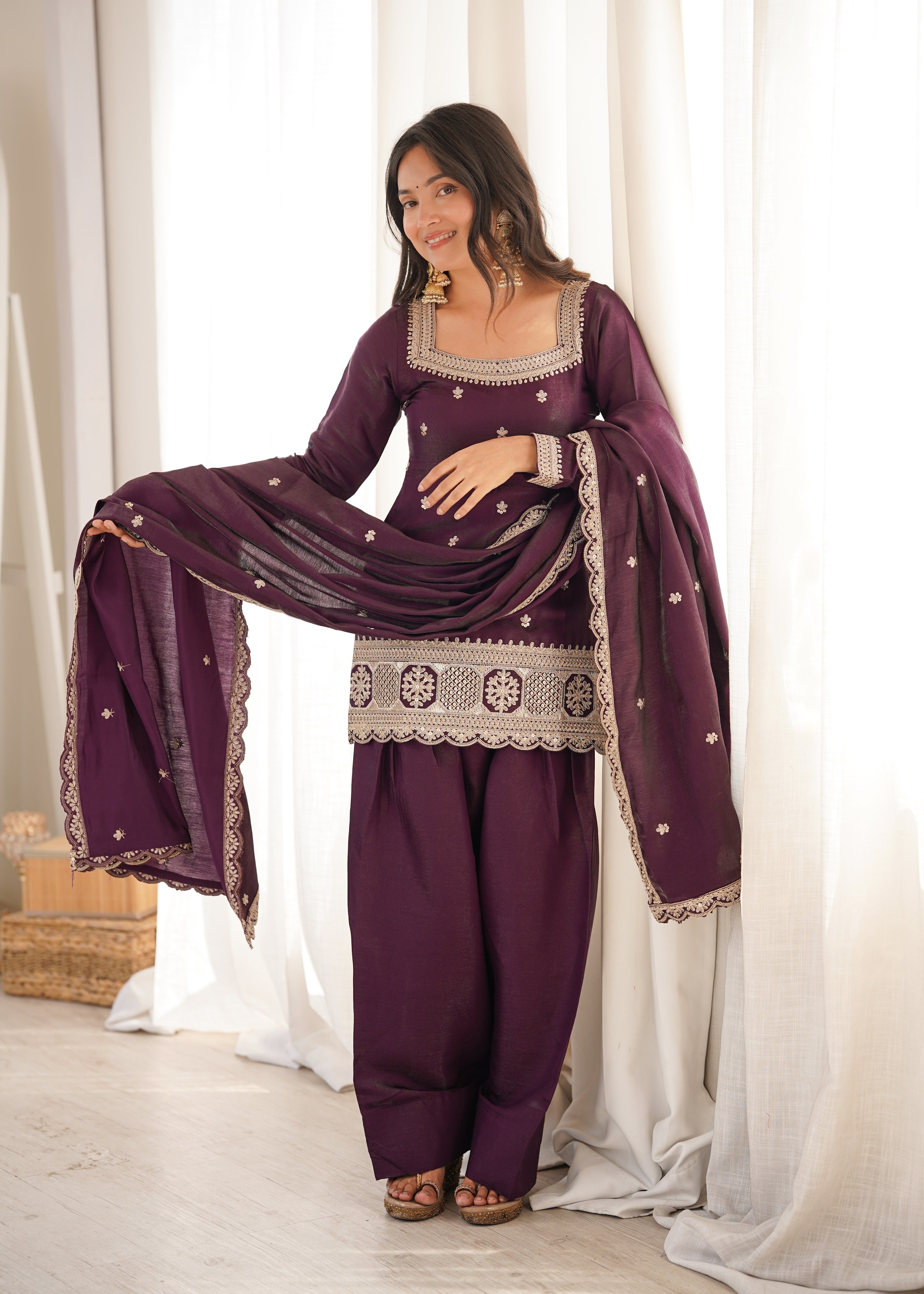 Glass Roman Silk Embroidered Kurta-Farshi Set – Purple