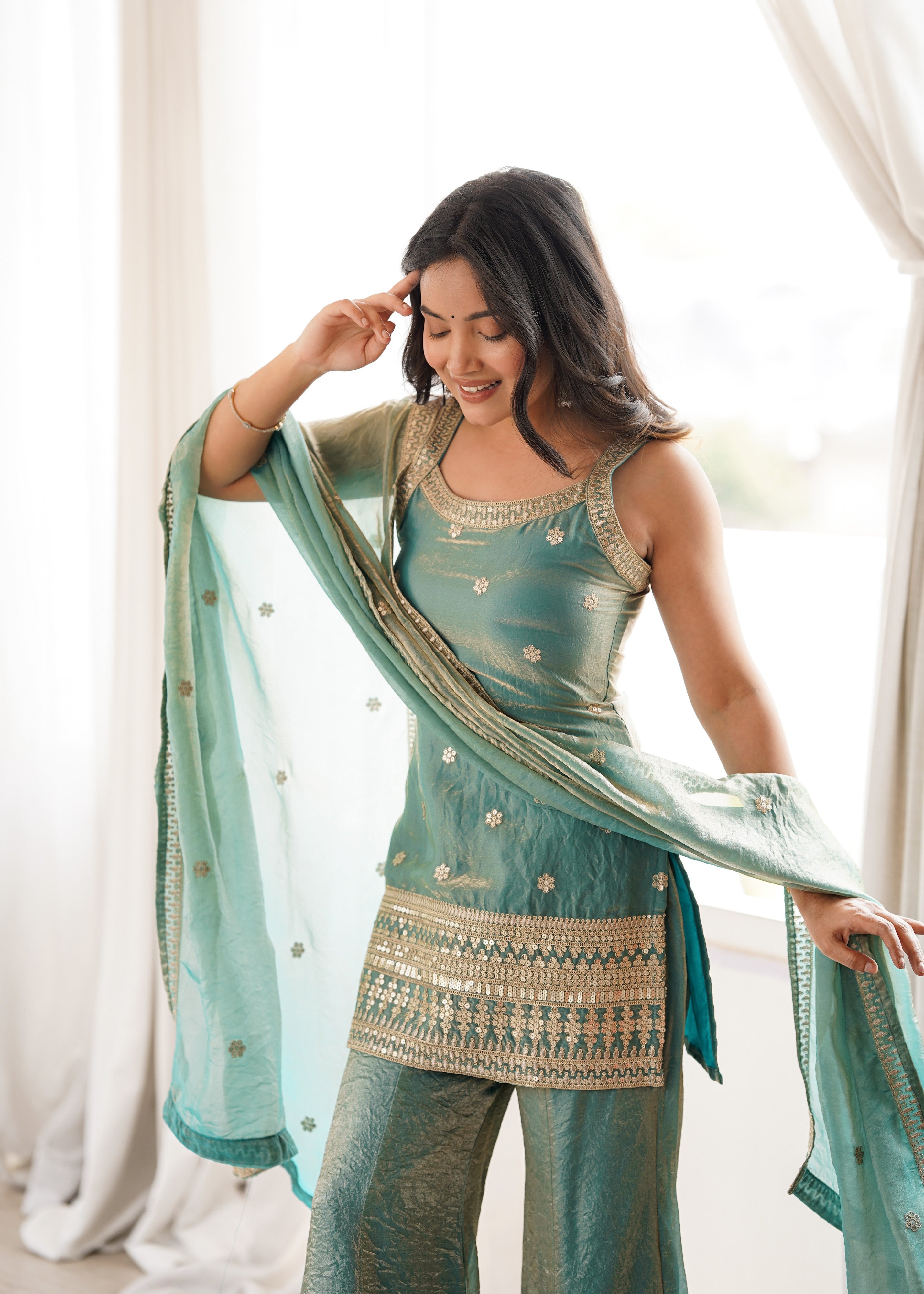 Frendy Silk Embroidered Bell Bottom Set – Sea Green