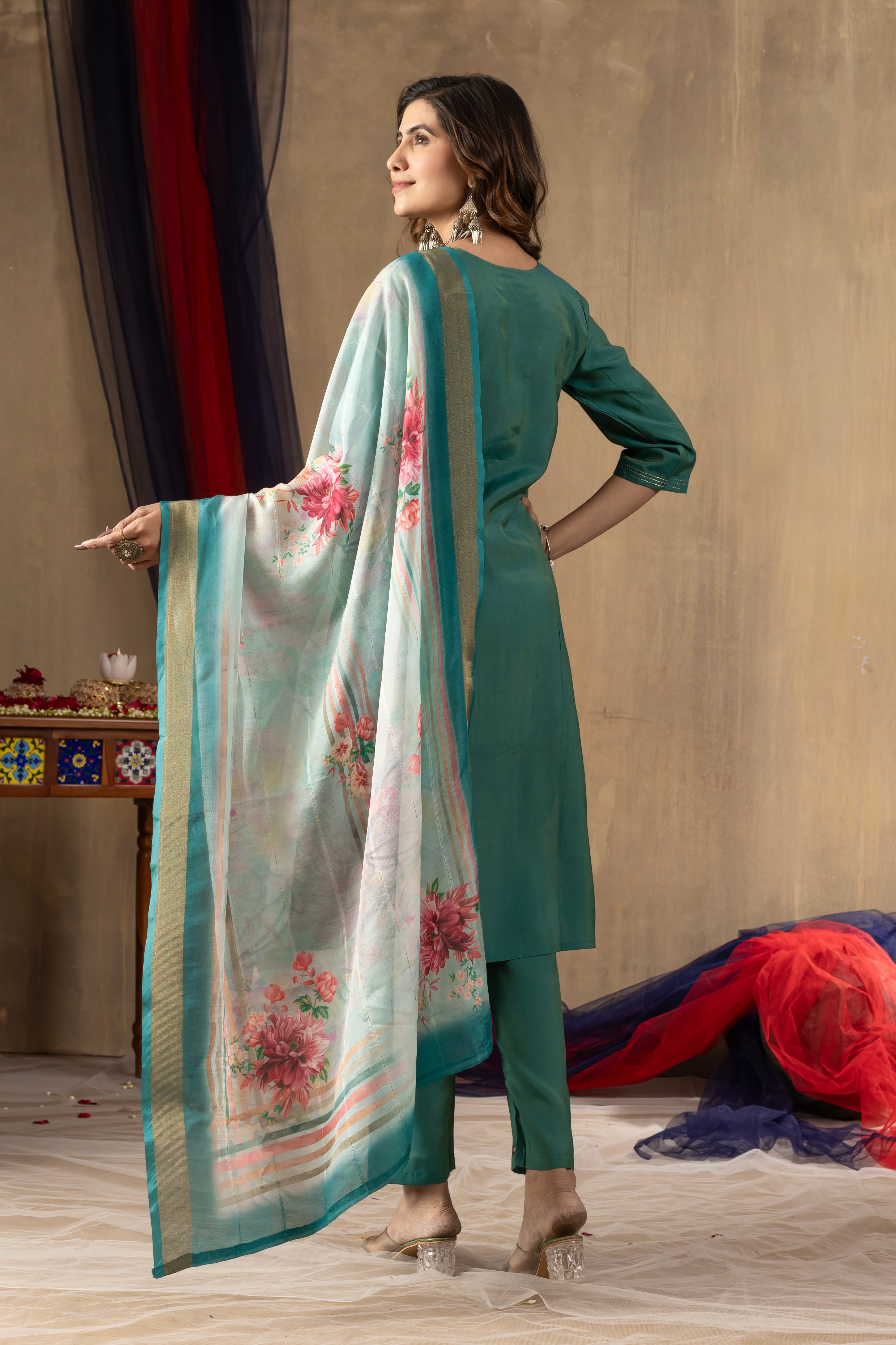 Shimmer Gold Silk Embroidered Straight Kurti Set – Rama Green