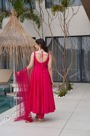 Roman Chanderi Silk Embroidered Anarkali Set – Rani Pink