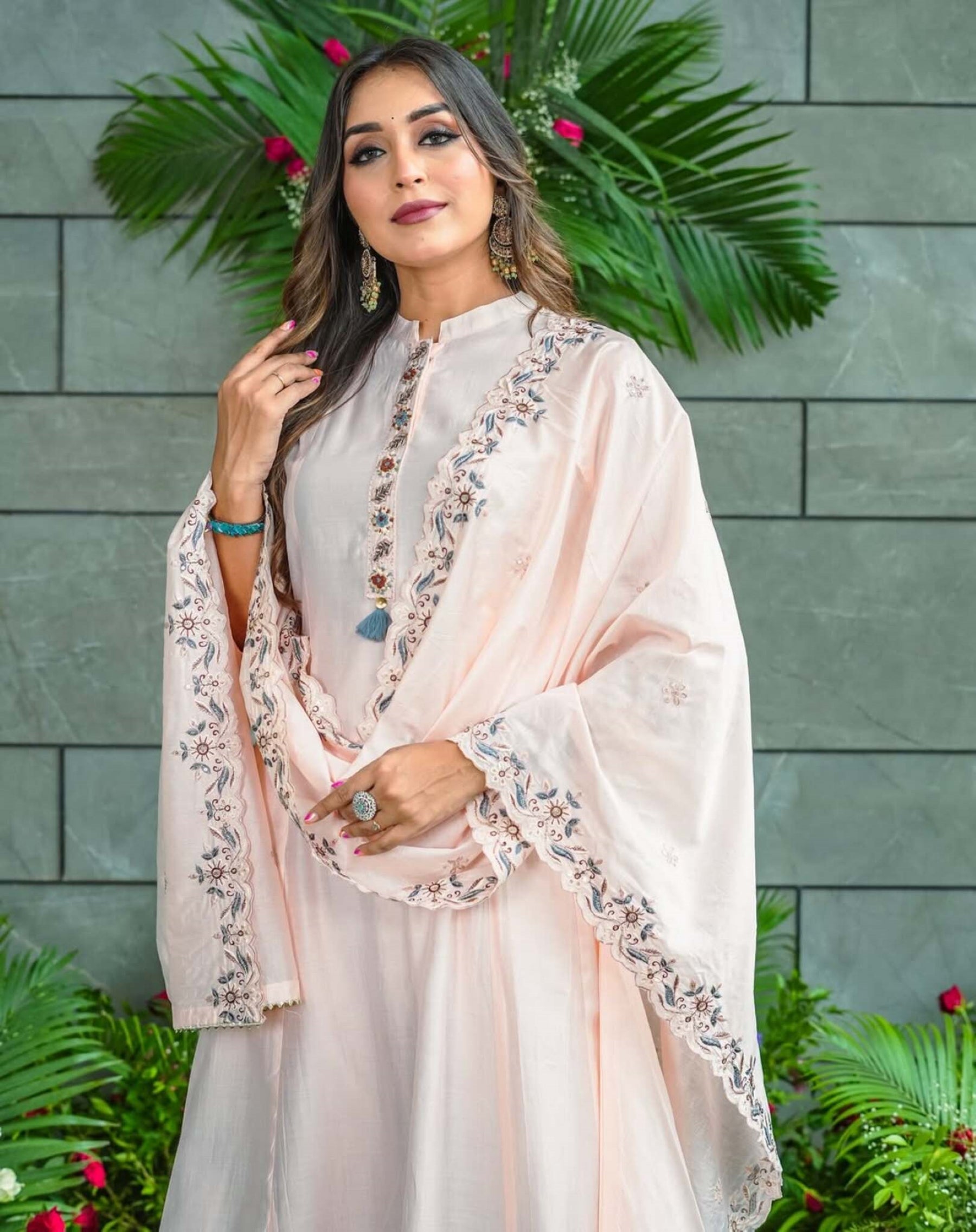 Muslin Cotton Embroidered Kurta Pant Dupatta Set – Ivory
