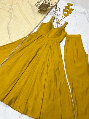 Roman Chanderi Silk Embroidered Anarkali Set – Yellow
