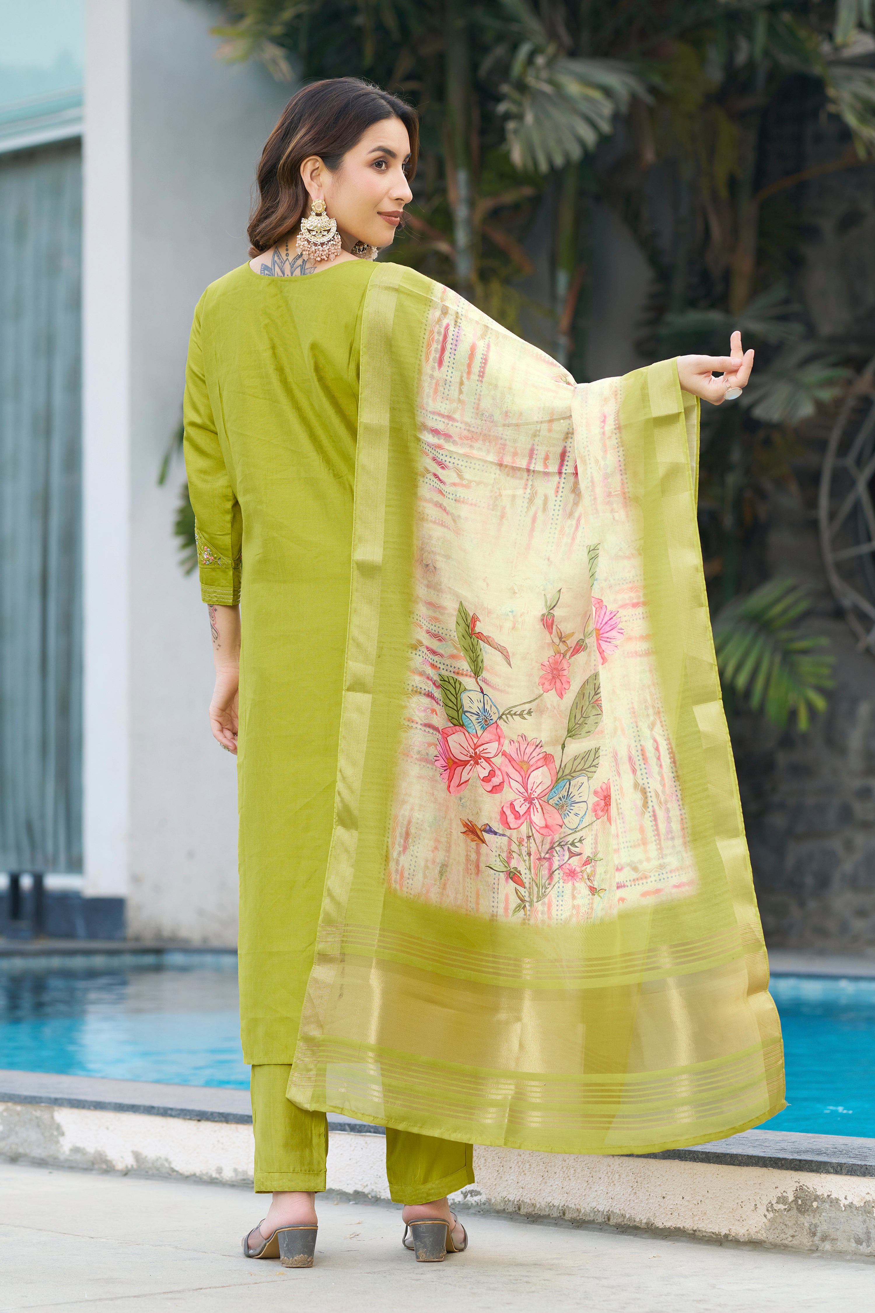 Viscose Silk Embroidered Straight Kurti Set – Parrot Green