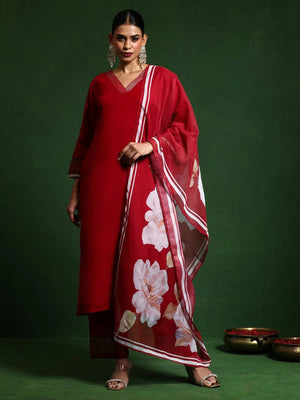 Pv Chanderi Embroidered Kurta Pant Dupatta Set – Red