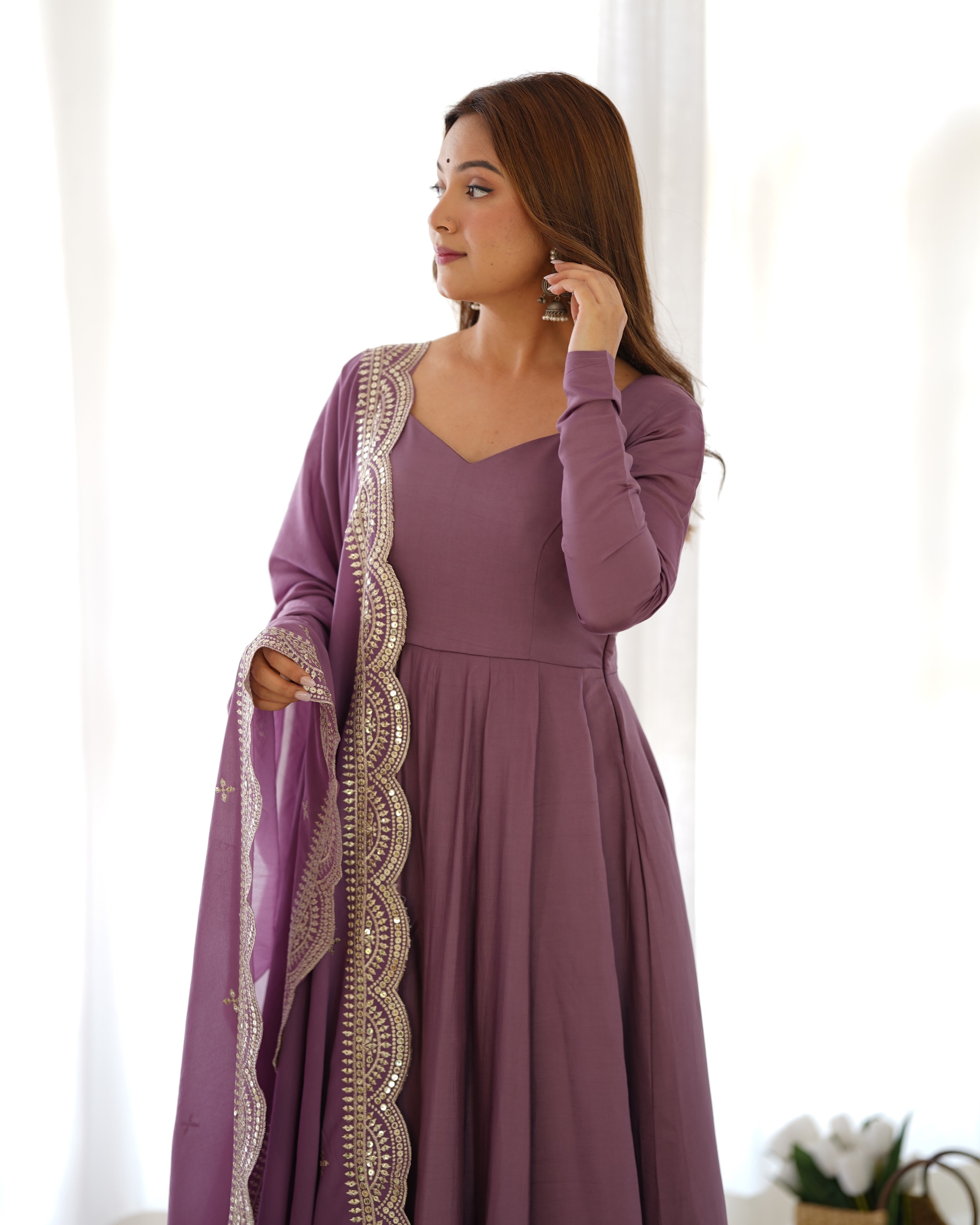 Roman Chanderi Silk Embroidered Anarkali Set – Mauve