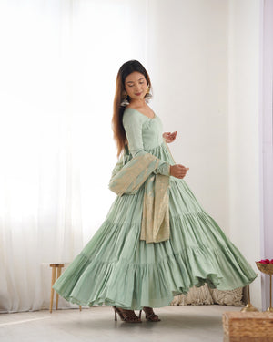 Roman Chanderi Silk Embroidered Anarkali Set – Sea Green