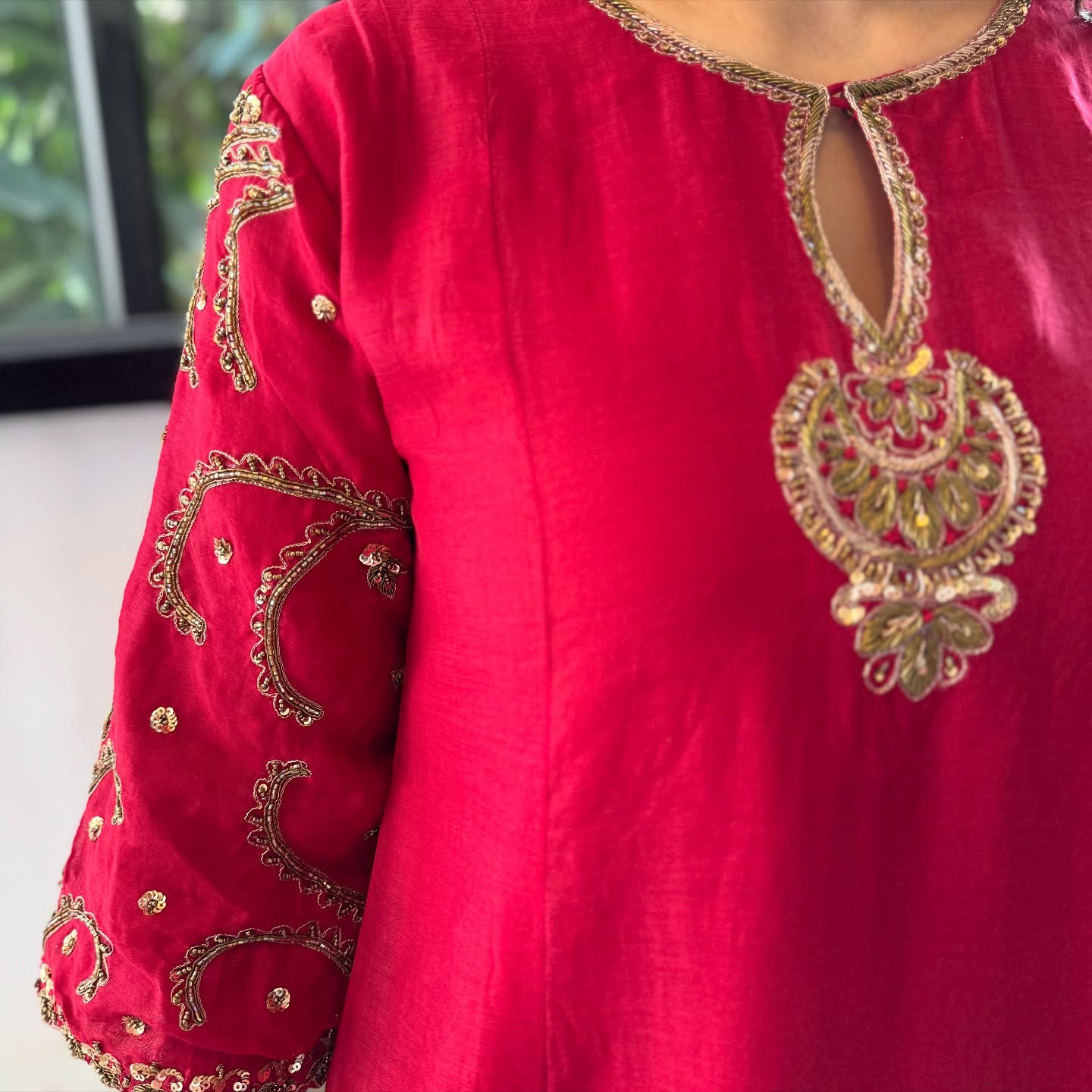 Chanderi Viscose Embroidered Kurta Pant Dupatta Set – Red